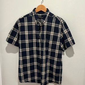 Short sleeve linen/cotton shirt by “Welcome Stranger “. Size XL